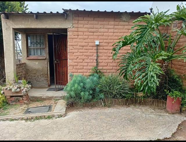 1 BEDROOM HOUSE FOR SALE IN OLIEVENHOUTBOSCH